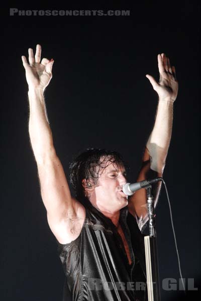 NINE INCH NAILS - 2005-06-22 - PARIS - Zenith - 
